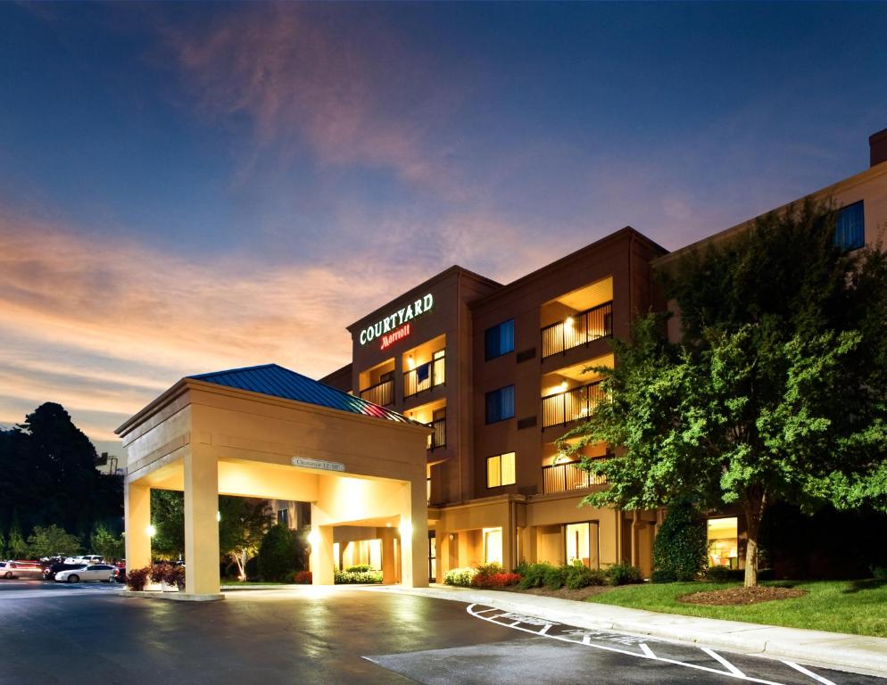 Courtyard Winston-Salem Hanes Mall Main image 1